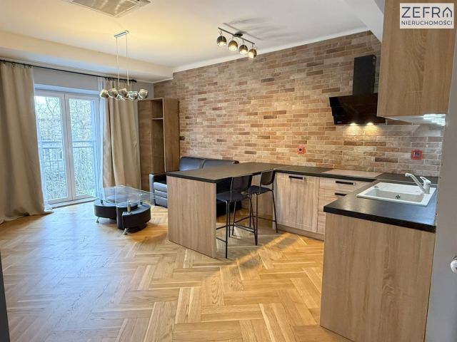 Mieszkanie 2-pokojowe Kraków Dębniki, ul. Skwerowa. Zdjęcie 2