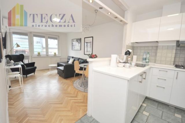 Mieszkanie 2-pokojowe Warszawa Śródmieście, ul. Złota. Zdjęcie 1