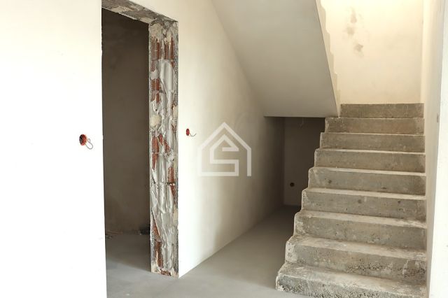 dom wolnostojący, 5 pokoi Dąbrowa. Zdjęcie 9