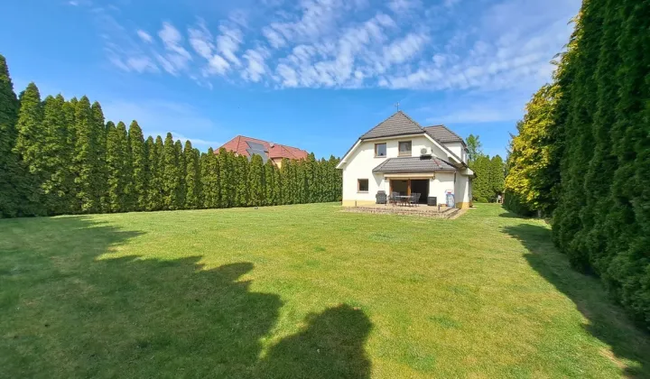 dom wolnostojący, 5 pokoi Bielany Wrocławskie, ul. Jagodowa
