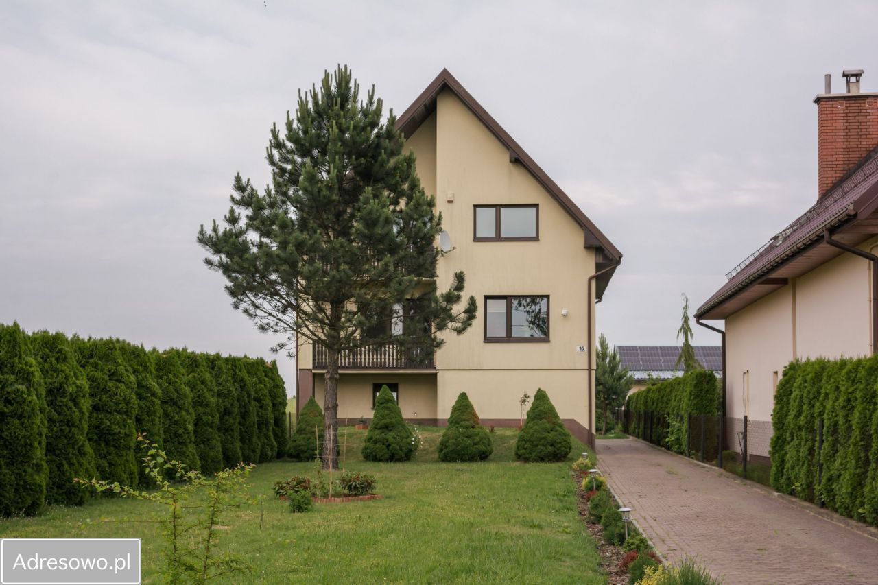 dom wolnostojący, 5 pokoi Wola Rębkowska, ul. Topolowa