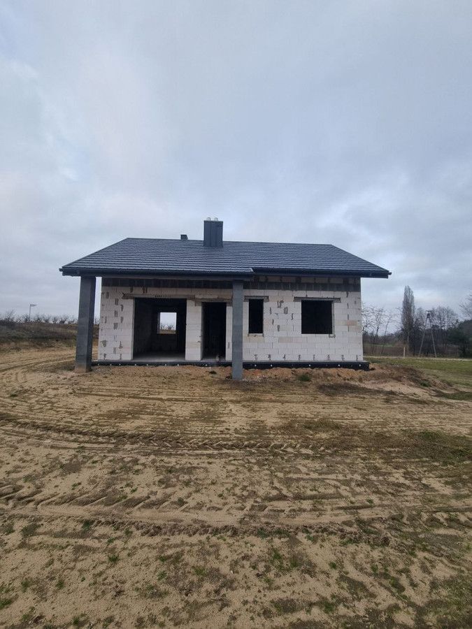 dom wolnostojący, 4 pokoje Byszewo. Zdjęcie 1
