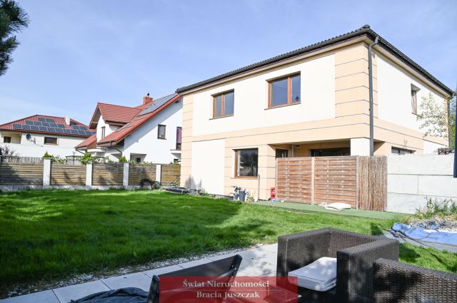 dom wolnostojący, 4 pokoje Wrocław Widawa. Zdjęcie 1