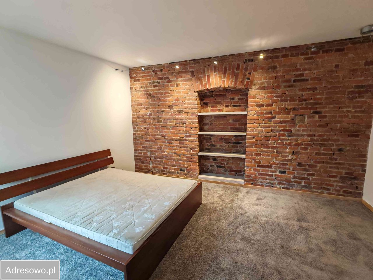 Mieszkanie 4-pokojowe Bielsko-Biała Śródmieście, pl. Franciszka Smolki. Zdjęcie 2