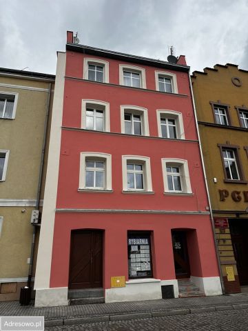 Mieszkanie 3-pokojowe Góra, pl. Bolesława Chrobrego. Zdjęcie 1