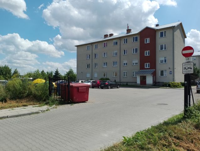 Mieszkanie 3-pokojowe Chełm Bazylany, al. 3 Maja. Zdjęcie 1