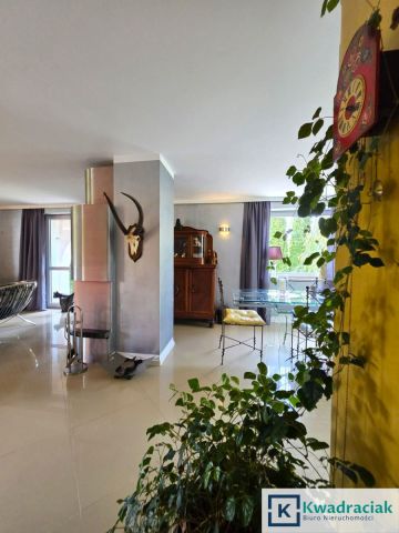 dom wolnostojący, 4 pokoje Słonne. Zdjęcie 1