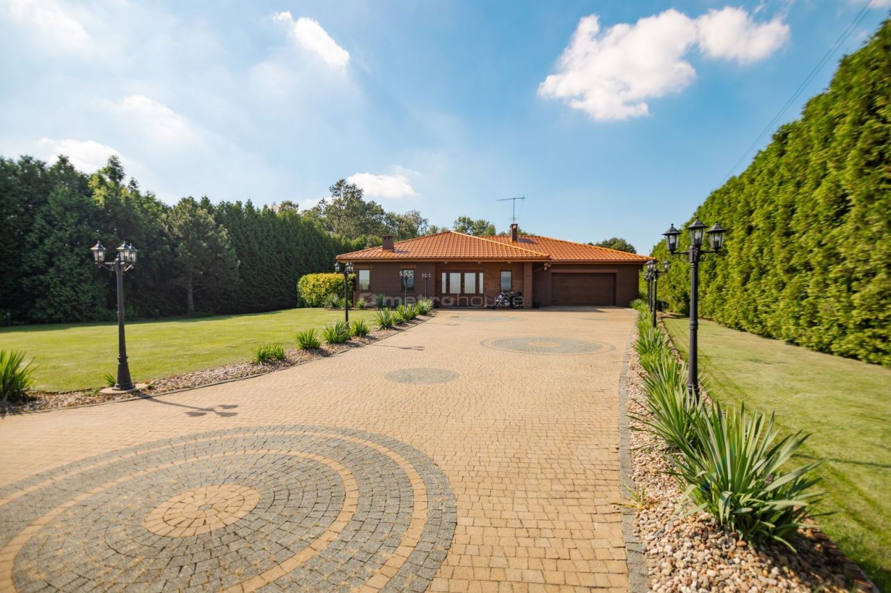 dom wolnostojący, 3 pokoje Wola Branicka