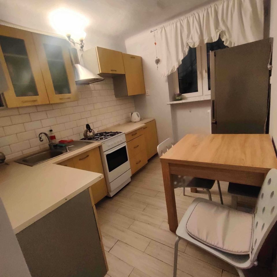 Mieszkanie 3-pokojowe Łowicz, os. Władysława Broniewskiego. Zdjęcie 3