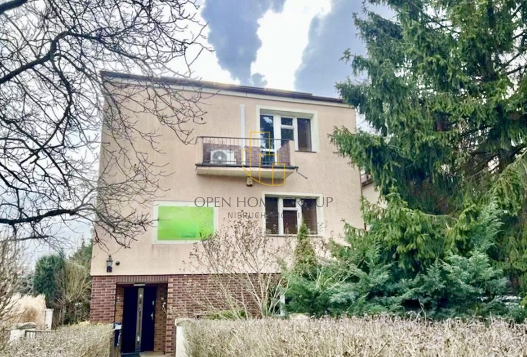 dom wolnostojący, 10 pokoi Wrocław Krzyki, ul. ks. Piotra Wawrzyniaka. Zdjęcie 1