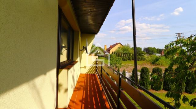 dom wolnostojący, 5 pokoi Bratucice. Zdjęcie 16