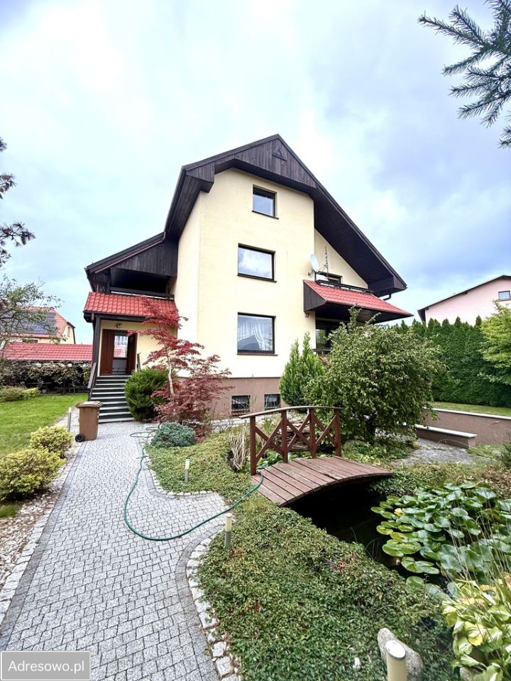 dom wolnostojący, 6 pokoi Namysłów