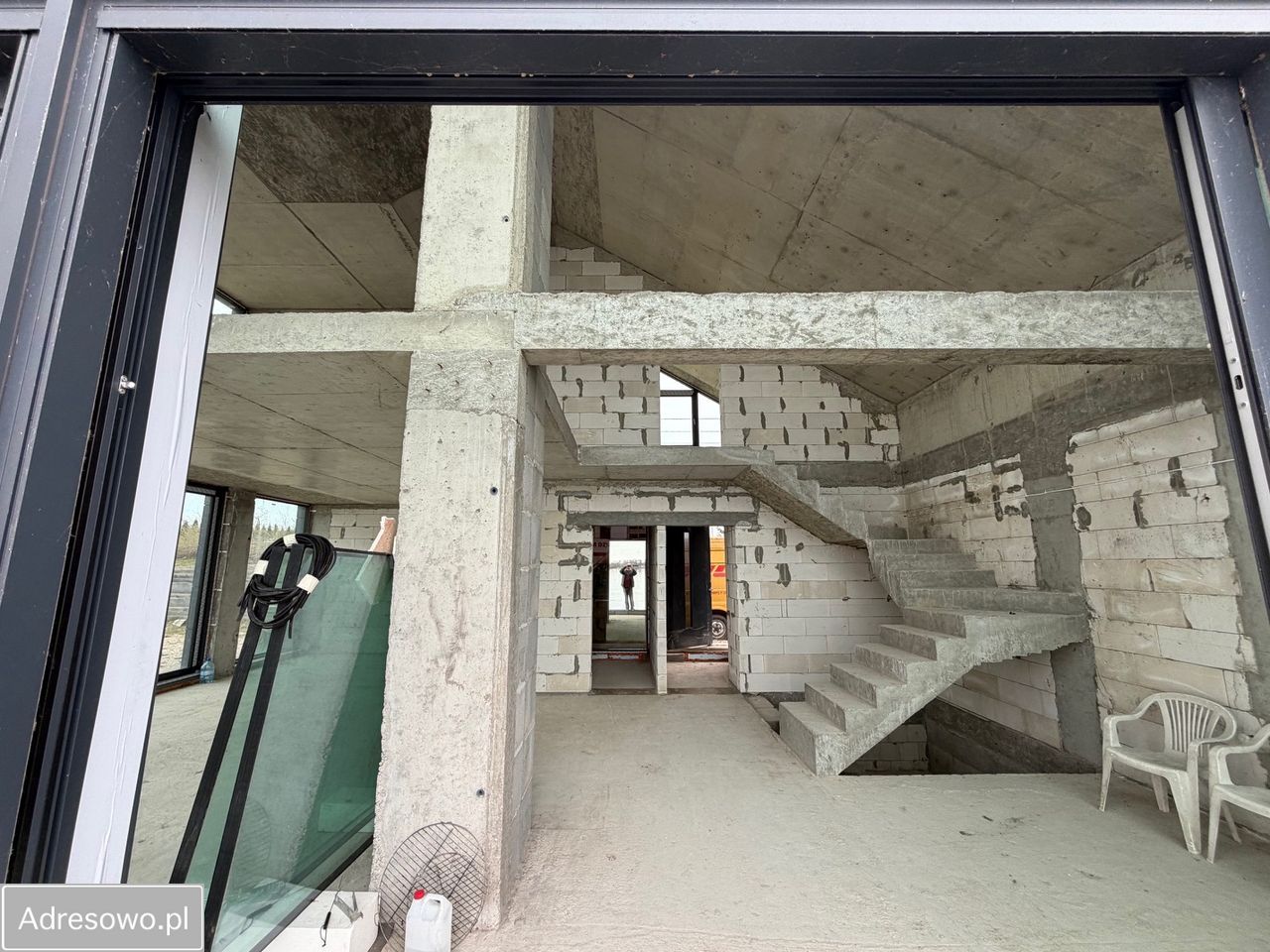 dom wolnostojący, 5 pokoi Stare Sady. Zdjęcie 3