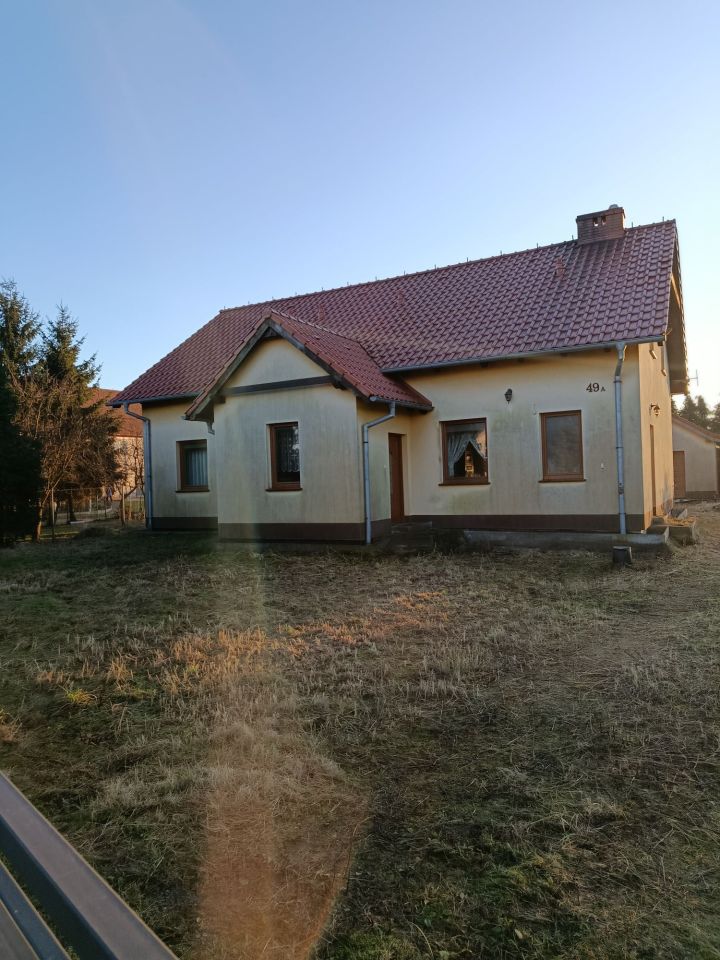 dom wolnostojący, 3 pokoje Cesarzowice