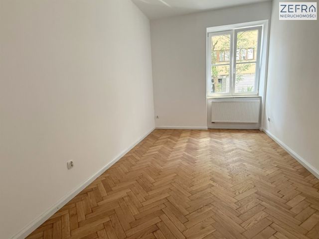 Lokal Kraków Stare Miasto. Zdjęcie 3