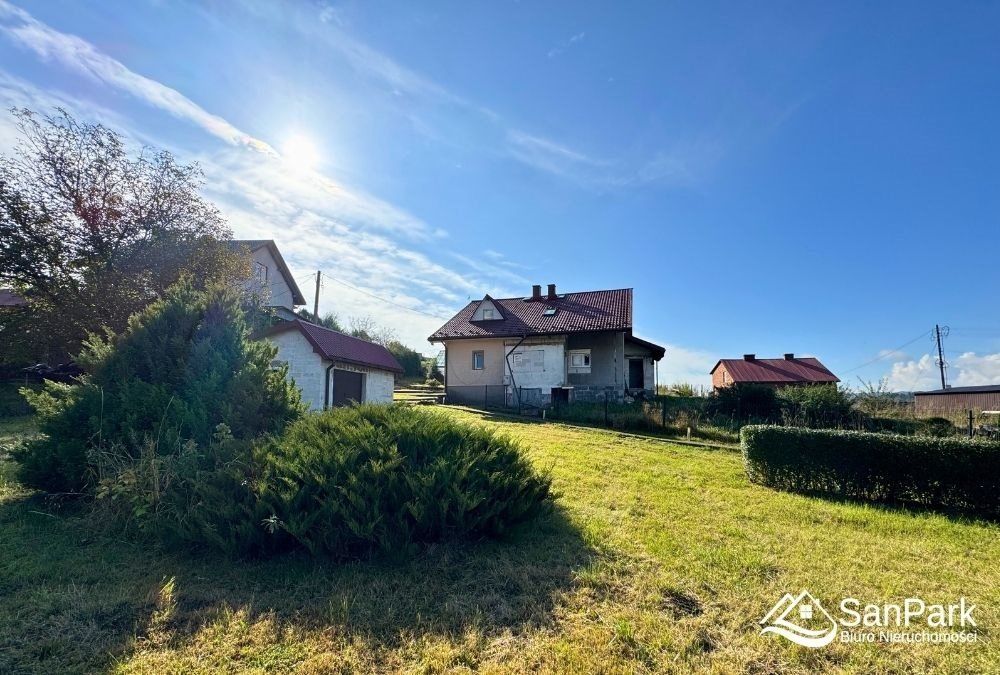 bliźniak, 4 pokoje Uherce Mineralne. Zdjęcie 2