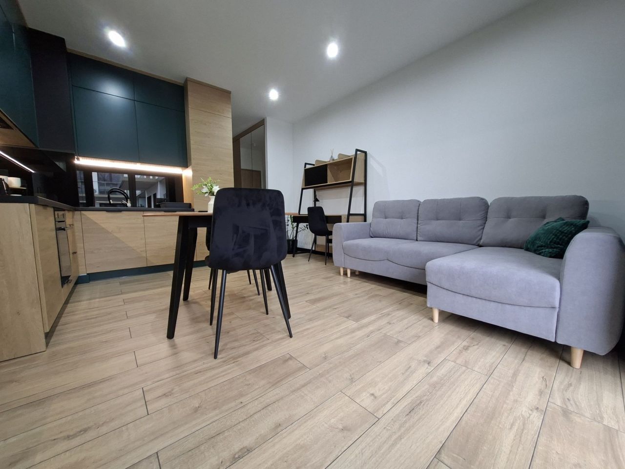 Mieszkanie 1-pokojowe Katowice Muchowiec. Zdjęcie 5