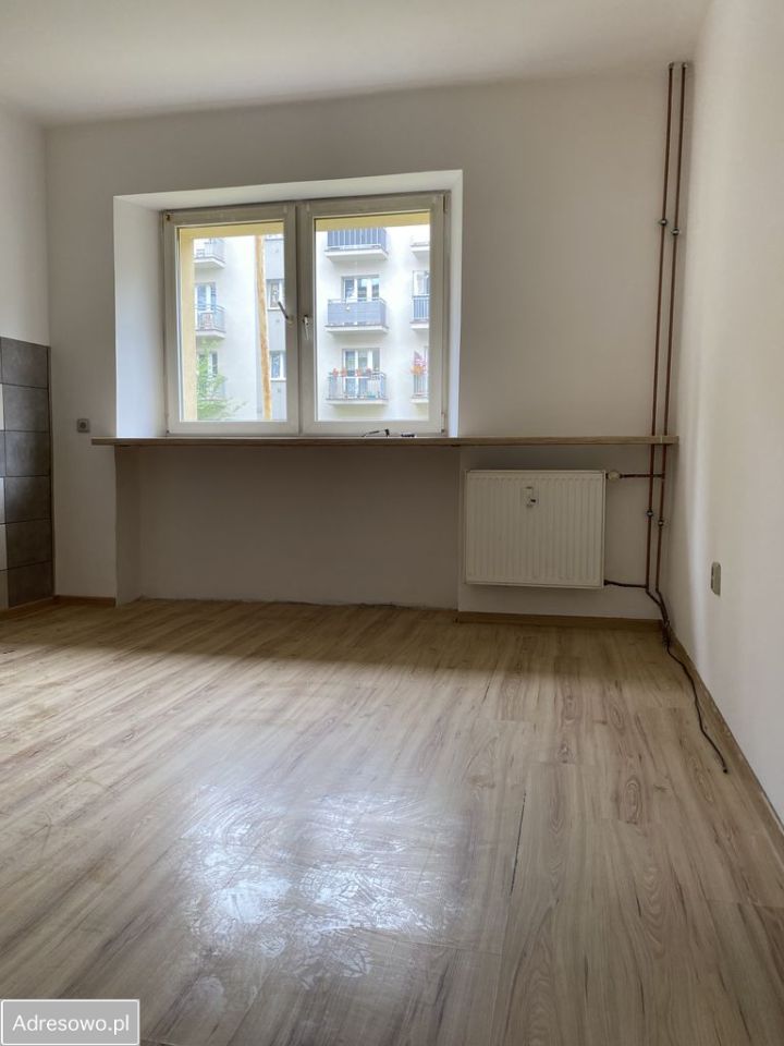 Mieszkanie 3-pokojowe Katowice Załęże, ul. 18 Sierpnia. Zdjęcie 4