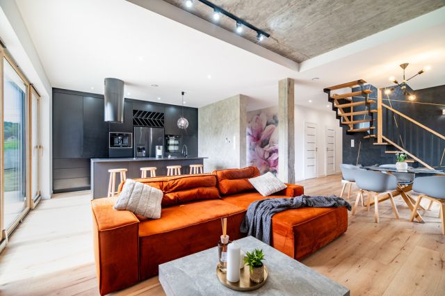 dom wolnostojący, 5 pokoi Siedliska. Zdjęcie 1