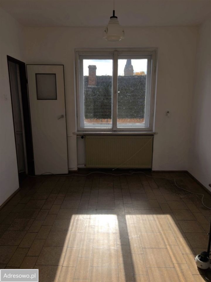 dom wolnostojący, 4 pokoje Solec. Zdjęcie 5