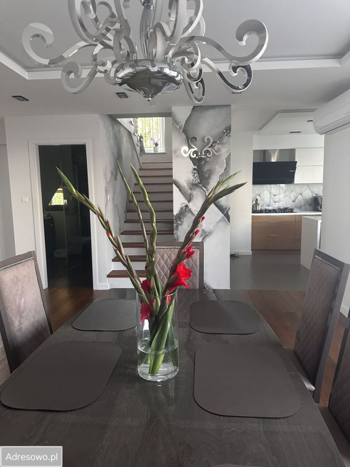 Mieszkanie 7-pokojowe Lesznowola. Zdjęcie 19