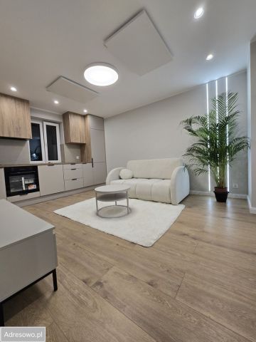 Mieszkanie 2-pokojowe Zabrze, ul. Wawelska. Zdjęcie 1