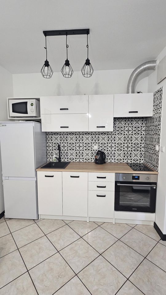 Mieszkanie 2-pokojowe Kraków Czyżyny, os. Dywizjonu 303. Zdjęcie 2