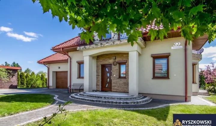 dom wolnostojący, 5 pokoi Zamość Karolówka