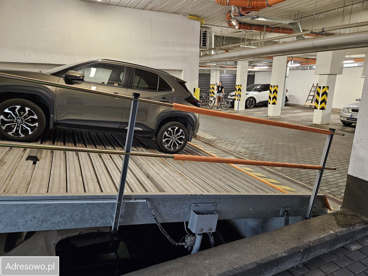 Garaż/miejsce parkingowe Białystok Centrum, ul. Nowy Świat. Zdjęcie 2