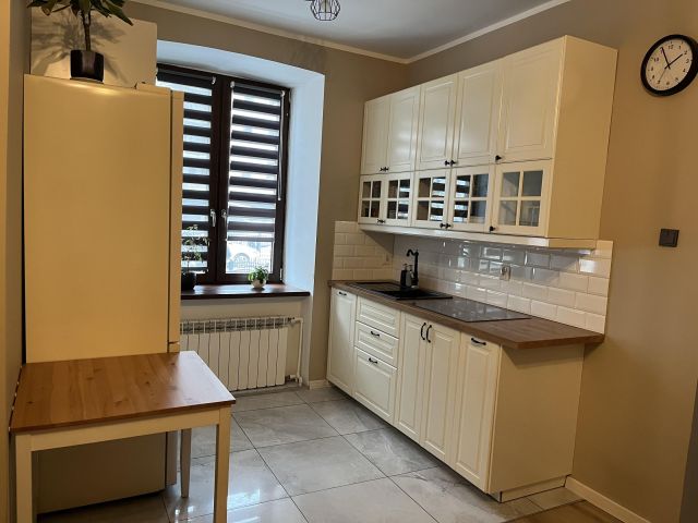 Mieszkanie 2-pokojowe Skierniewice Centrum, ul. Konstytucji 3 Maja. Zdjęcie 1