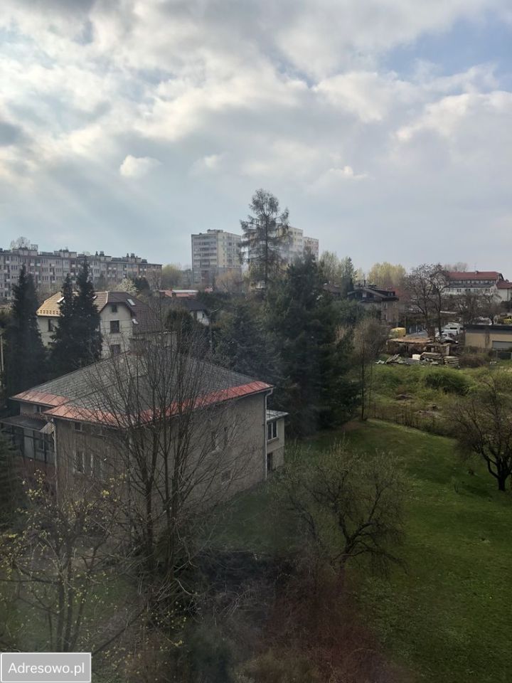 Mieszkanie 3-pokojowe Bielsko-Biała Osiedle Karpackie, ul. Kazimierza Brodzińskiego. Zdjęcie 3