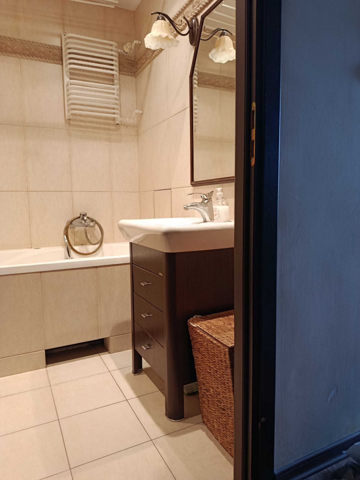 Mieszkanie 3-pokojowe Kielce, ul. bp. Mieczysława Jaworskiego. Zdjęcie 3