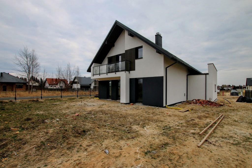 dom wolnostojący, 5 pokoi Rudna Mała. Zdjęcie 31