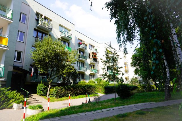 Mieszkanie 3-pokojowe Warszawa Ursynów, ul. Eugeniusza Lokajskiego. Zdjęcie 1