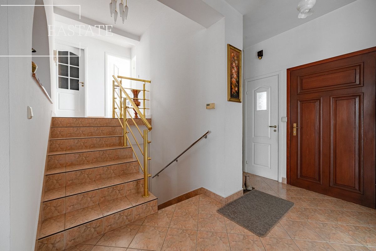 dom wolnostojący, 15 pokoi Warszawa Wawer, ul. Kadetów. Zdjęcie 11