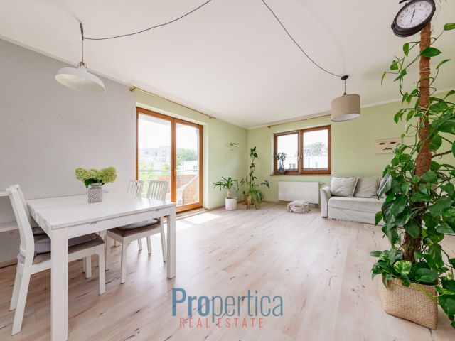 Mieszkanie 4-pokojowe Warszawa Włochy, ul. Czereśniowa. Zdjęcie 2