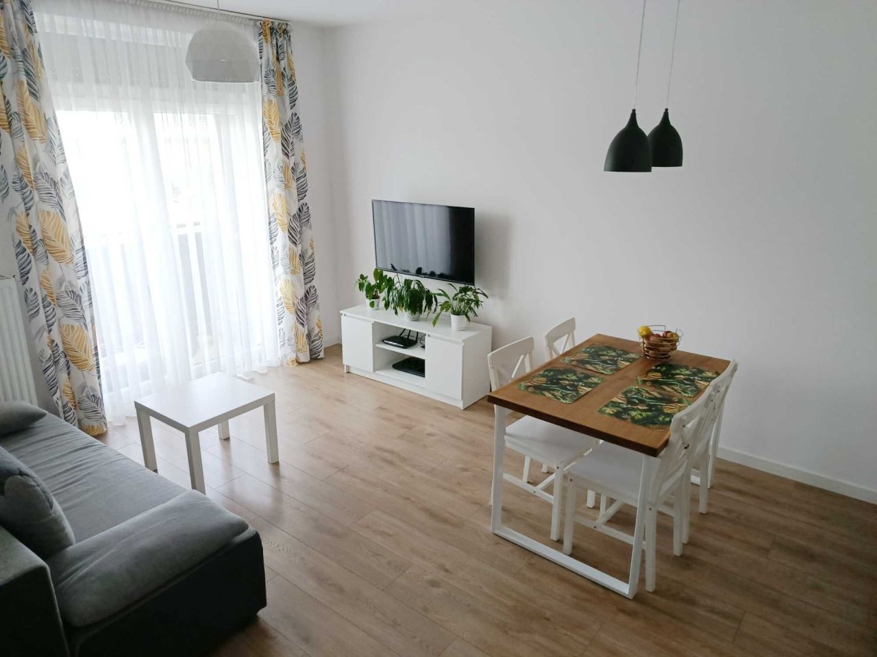 Mieszkanie 3-pokojowe Rzeszów Pobitno, ul. Małopolska. Zdjęcie 1