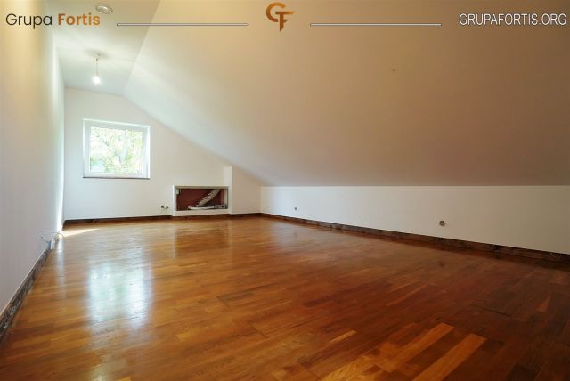 dom wolnostojący, 3 pokoje Bejsce. Zdjęcie 14