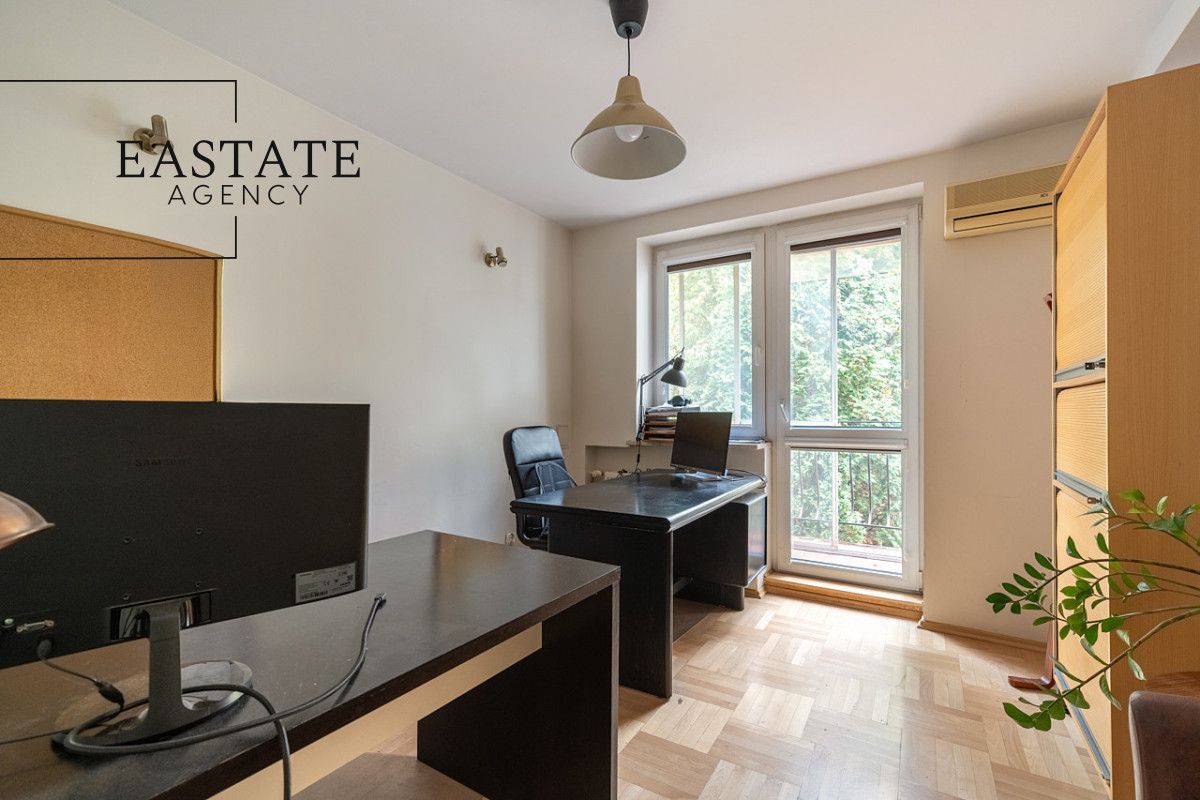 dom wolnostojący, 11 pokoi Warszawa Saska Kępa, ul. Genewska. Zdjęcie 4