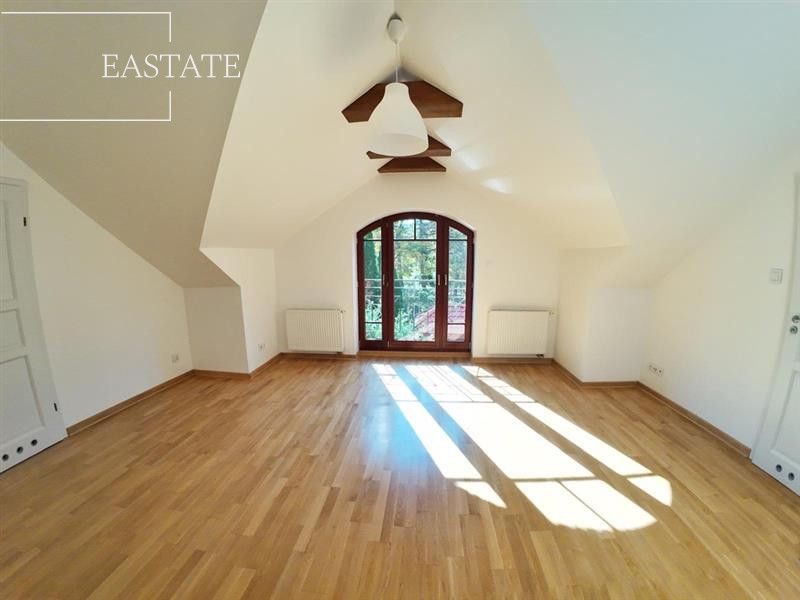 bliźniak, 7 pokoi Konstancin-Jeziorna, ul. Bartosza Głowackiego. Zdjęcie 16