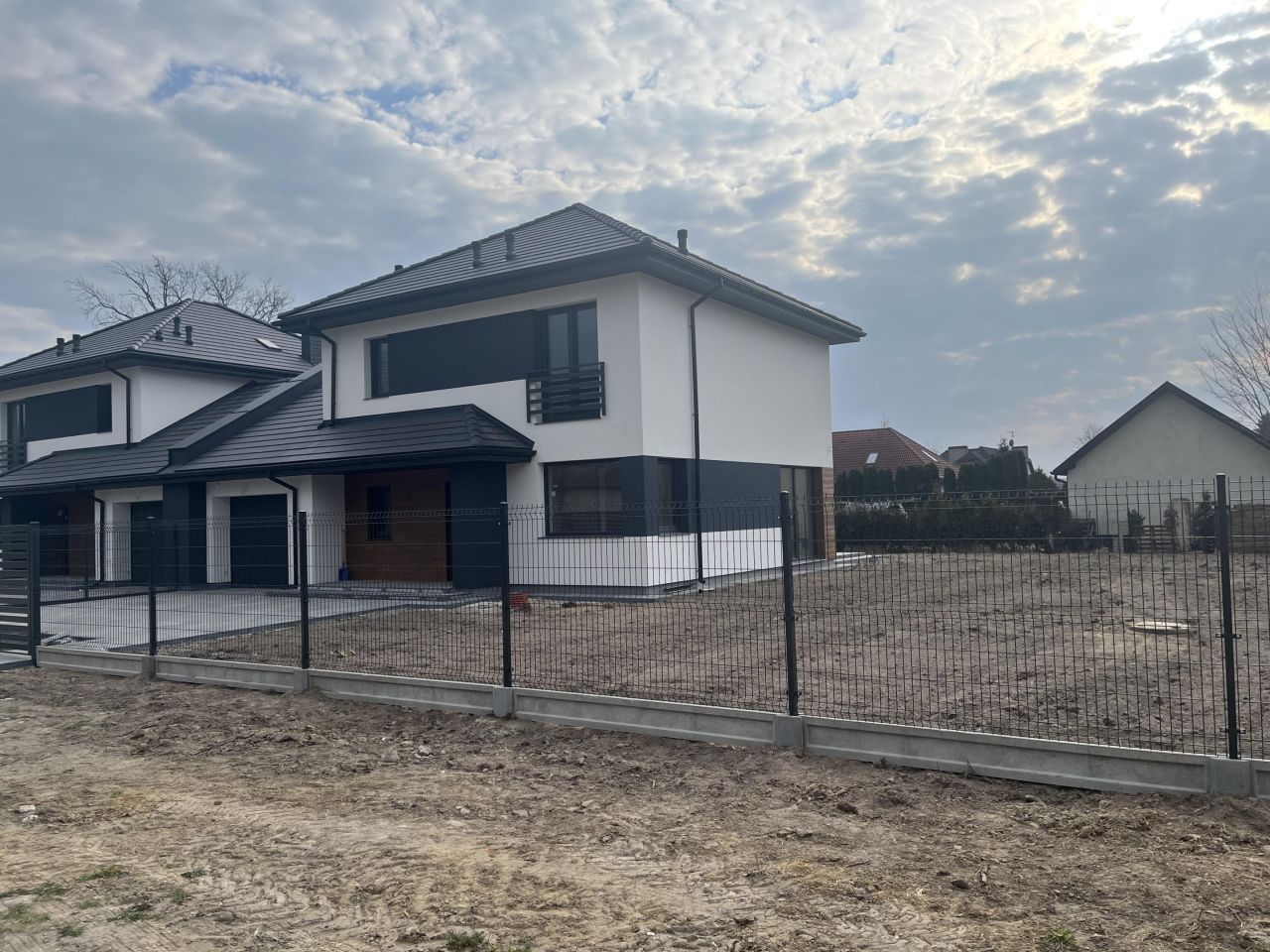 bliźniak, 3 pokoje Bukowiec, ul. Mała. Zdjęcie 2