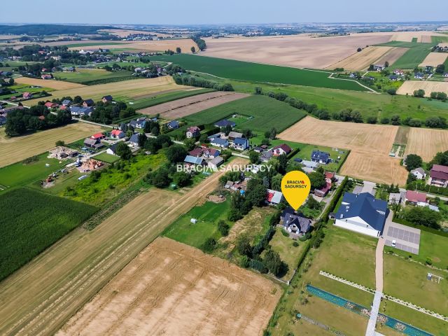 dom wolnostojący, 5 pokoi Polanowice. Zdjęcie 2