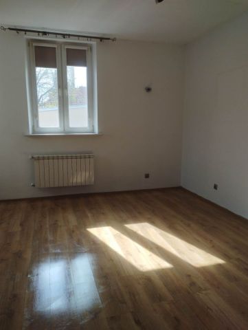 Mieszkanie 4-pokojowe Krotoszyn Starków. Zdjęcie 1