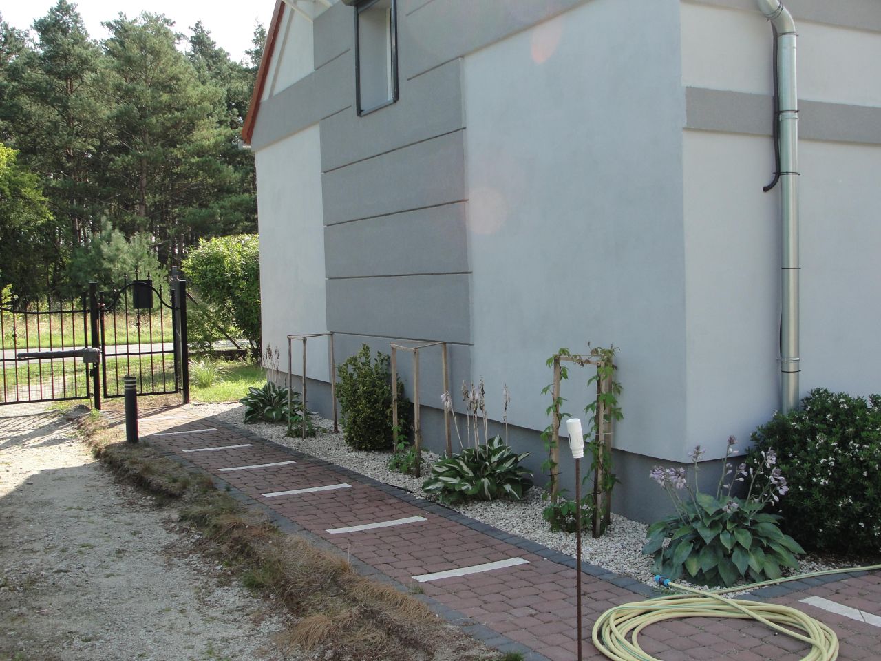 dom wolnostojący, 4 pokoje Tarchalice Wodnica. Zdjęcie 3