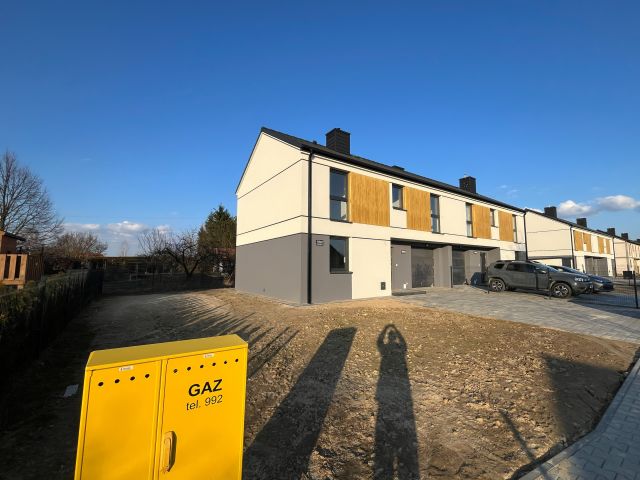 bliźniak, 5 pokoi Podzamcze kolonia. Zdjęcie 1