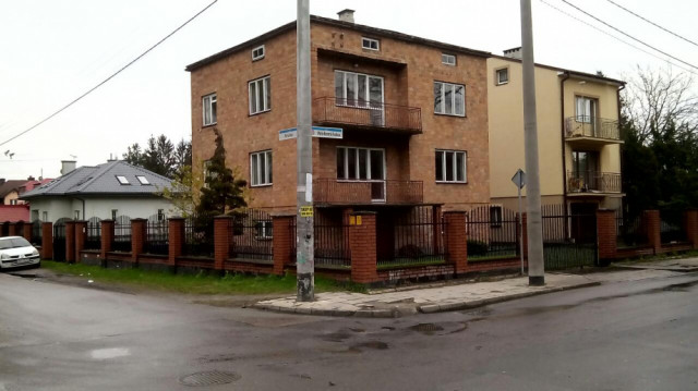 dom wolnostojący Wołomin, ul. Krucza. Zdjęcie 1