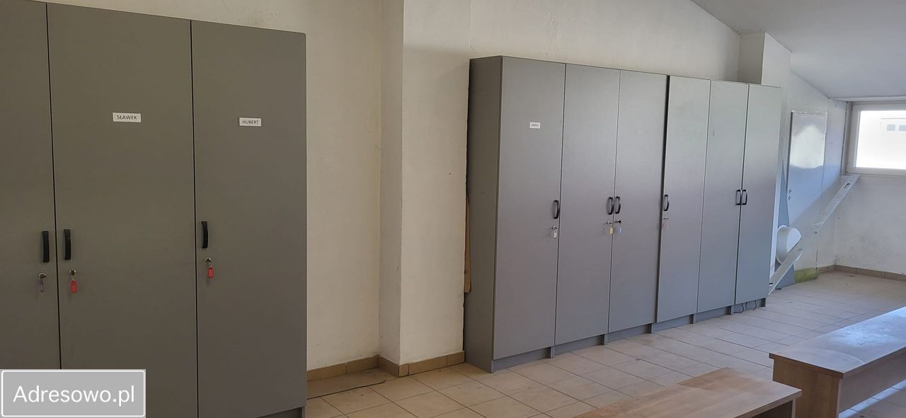 Hala/magazyn Brużyczka Mała. Zdjęcie 14