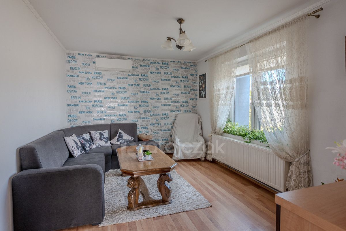 dom wolnostojący, 6 pokoi Rzepiska. Zdjęcie 4