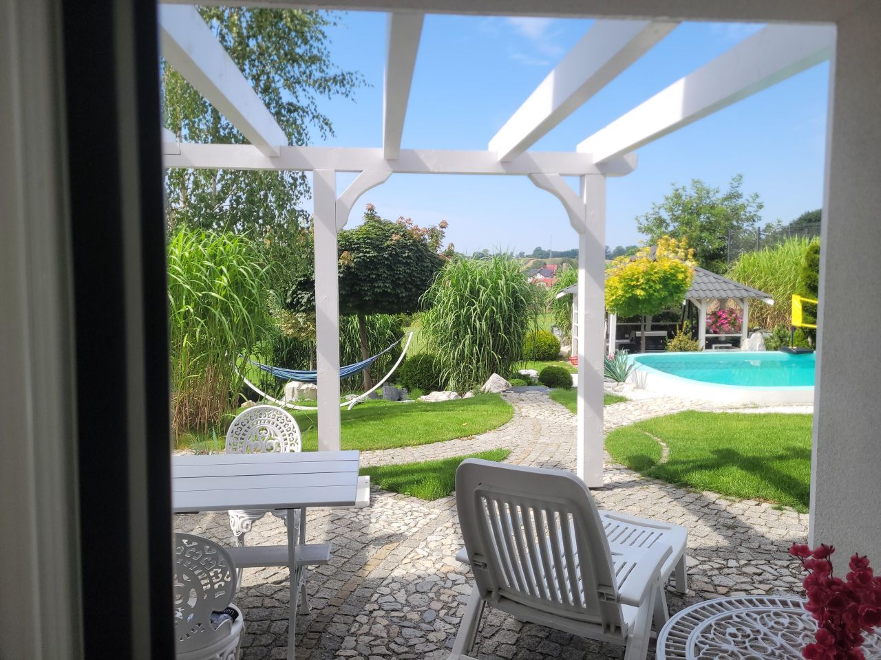 dom wolnostojący, 5 pokoi Bibice, ul. Sosnowa. Zdjęcie 2