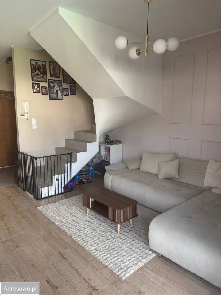 dom szeregowy, 3 pokoje Falenty Nowe, ul. Apartamentowa. Zdjęcie 4